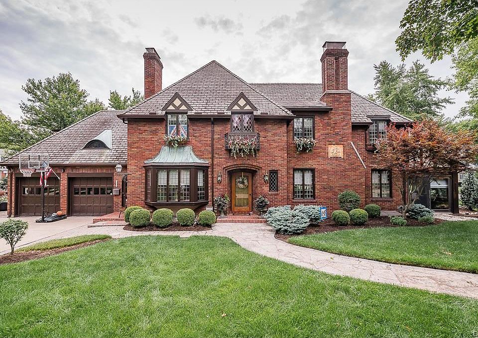 1st image of 2020 Coolidge Dr