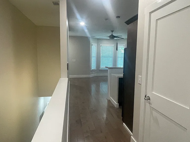 309 W Duffy St #A — Photo 57