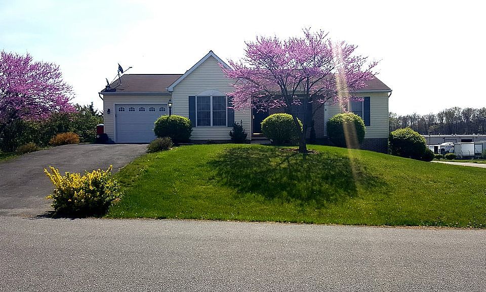 1st image of 11901 Azalea Dr