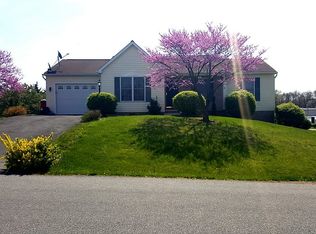 11901 Azalea Dr, Hagerstown, MD 21740