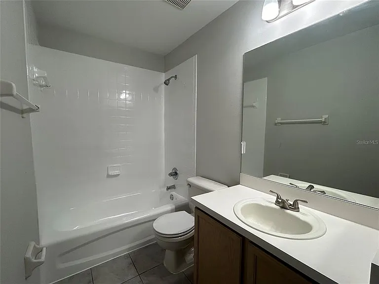1727 Fluorshire Dr — Photo 33