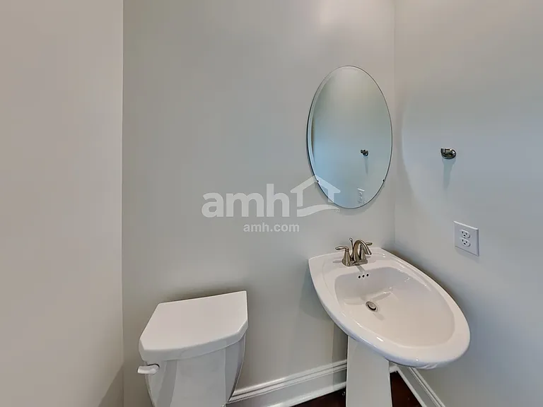 908 Ronnie Rd — Photo 9