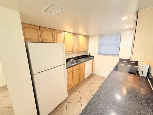 1950 N Congress Ave APT 103, West Palm Beach, FL 33401