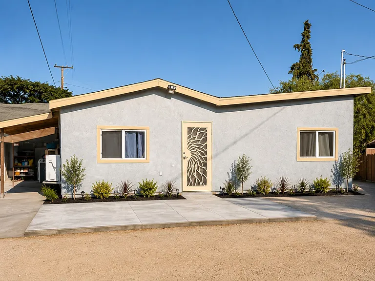344 W Whitesbridge Ave #2 — Photo 3