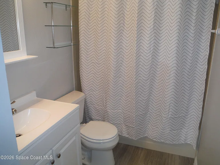 3035 Sir Hamilton Cir — Photo 15