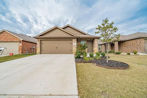 807 Sunrise Ln Photo 1