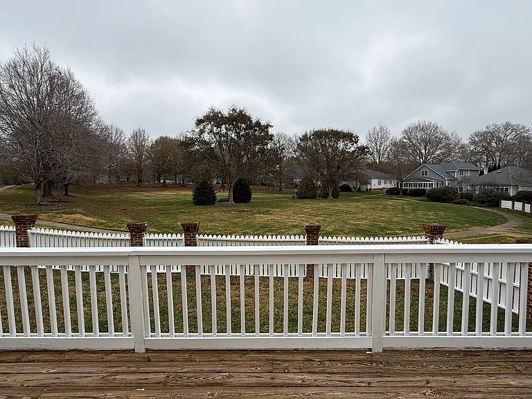 120 S Fields Cir — Photo 33