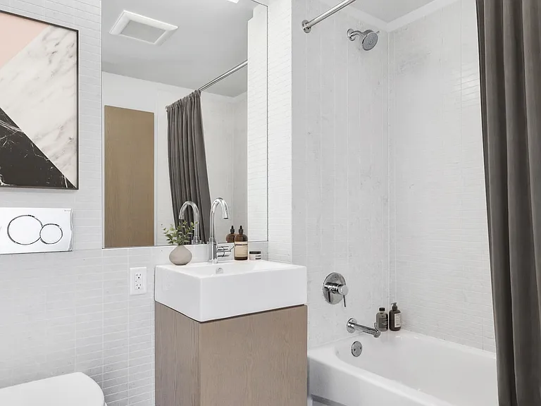 300 Avenue E #313 — Photo 5