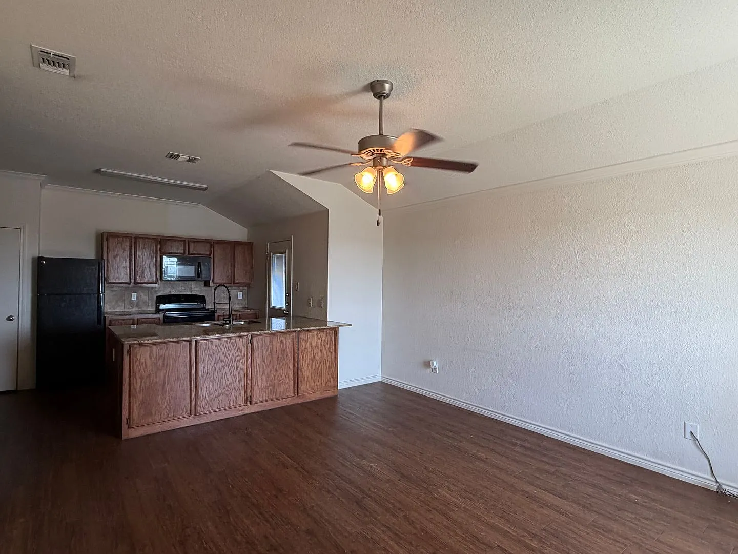403 Olaf Drive Temple, TX 76504 - B — Photo 4