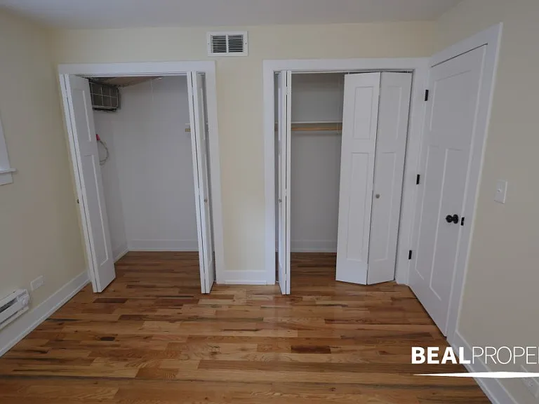 555 W Arlington Pl #405 — Photo 8