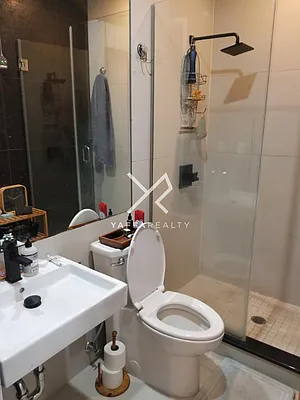 Rented by Yaffa Realty LLC | media 20