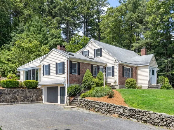 410 Stow Rd, Marlborough, MA 01752