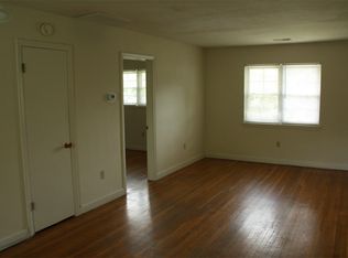 410 Jefferson Ave APT A, Vinton, VA
