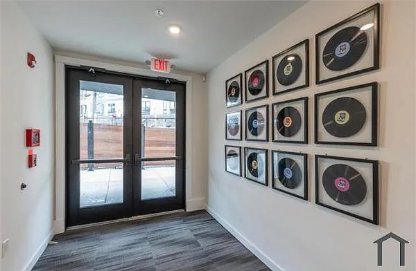 1836 E York St #203 — Photo 30