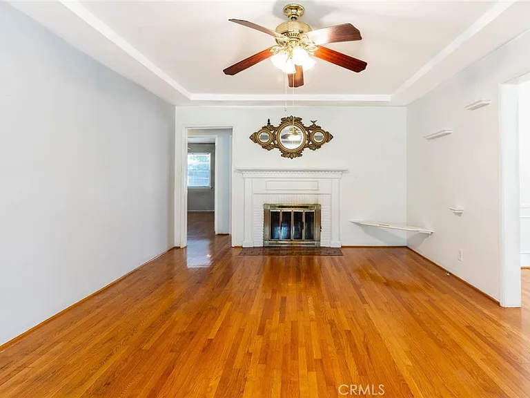 4444 Tujunga Ave — Photo 17