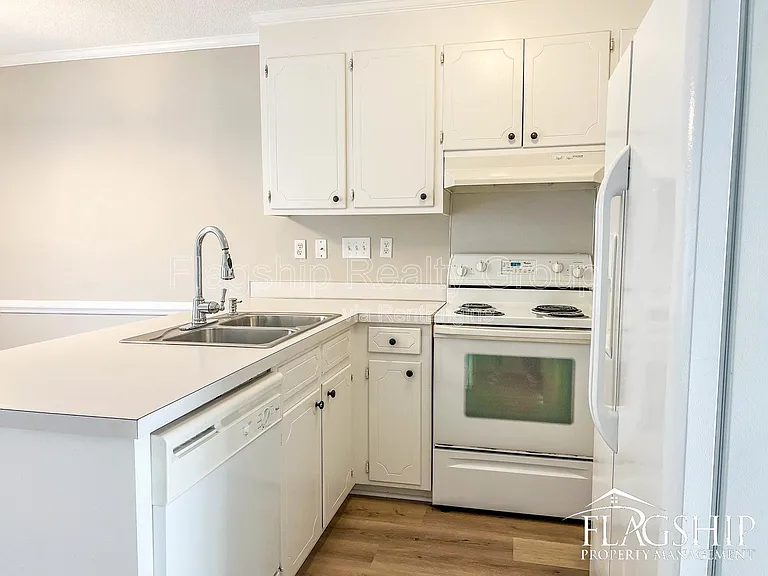 1035 Spring Forest Rd #D7 — Photo 15