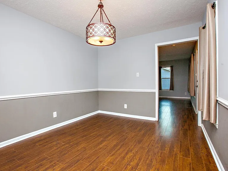 1819 Eichelberger Dr — Photo 21
