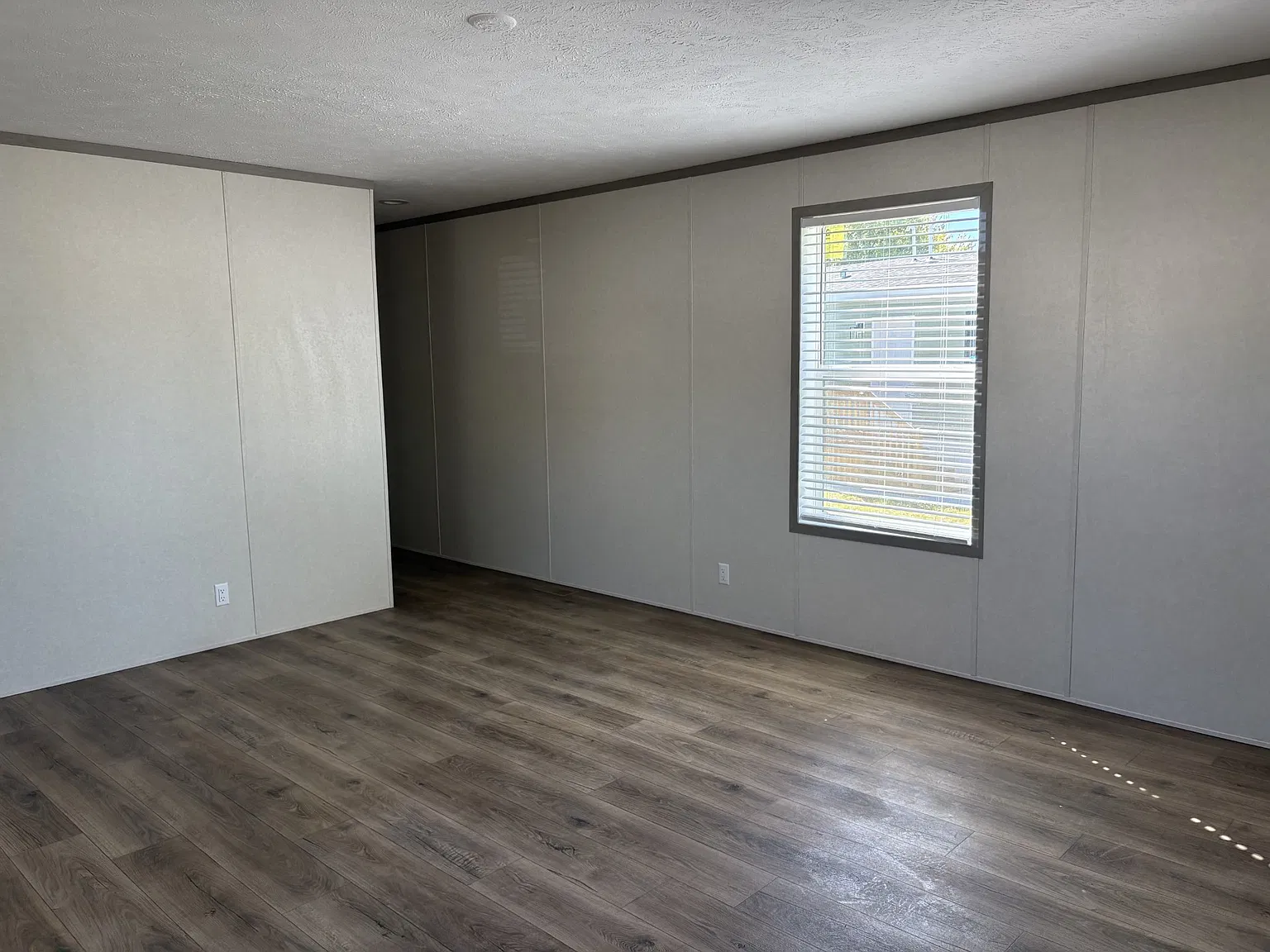Stonecrest Manor — Photo 4