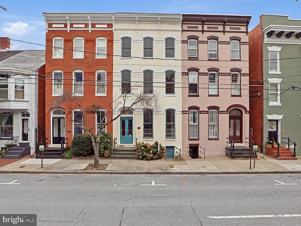 1st image of 10 E 3rd St