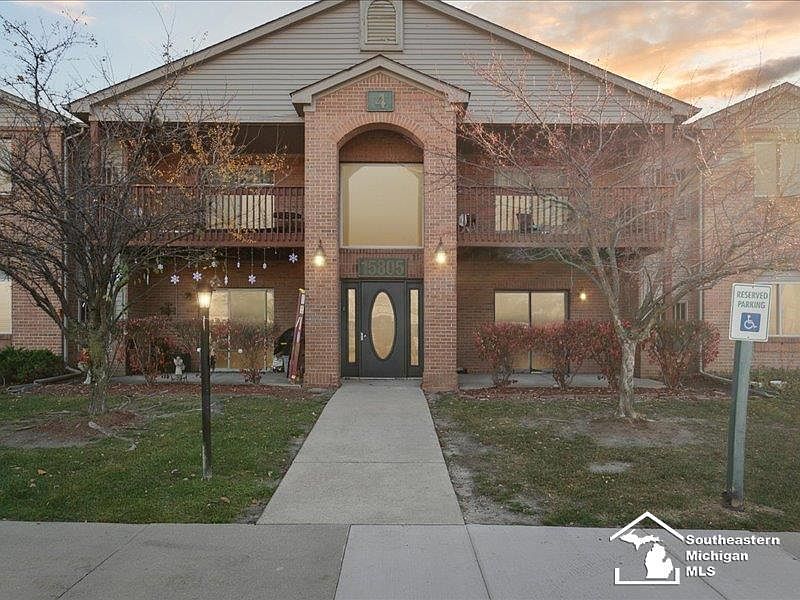 15805 Lakeside Dr, Southgate, MI 48195 Zillow