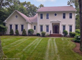 3 Connor Ln, Barrington, RI 02806
