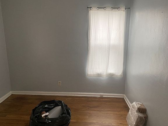5th image of 421 S Lake St