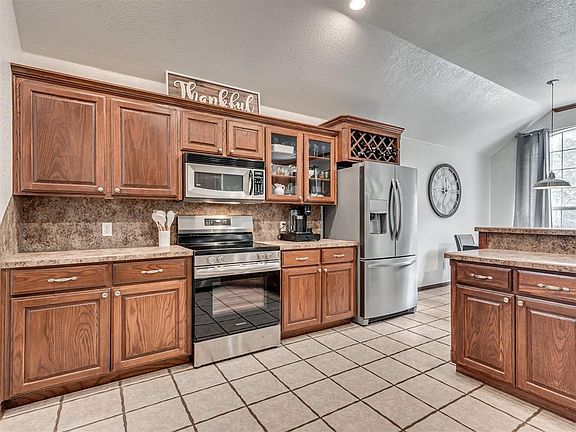 3rd image of 16108 Vicki Dr