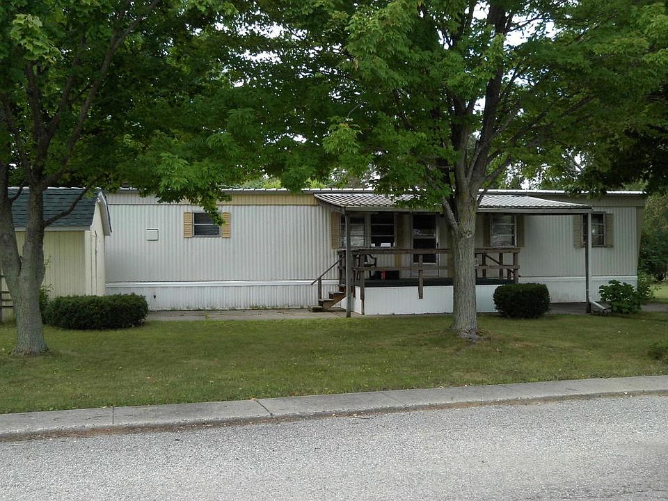 1st image of 373 Sunflower Ln