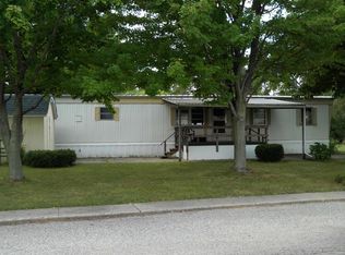 373 Sunflower Ln, Fremont, MI 49412