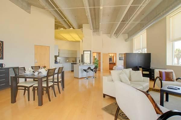 Spacious Living Area w/hardwood floors throughout
