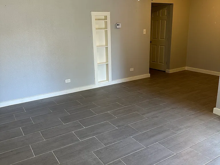 1535 Contour Dr #11 — Photo 6