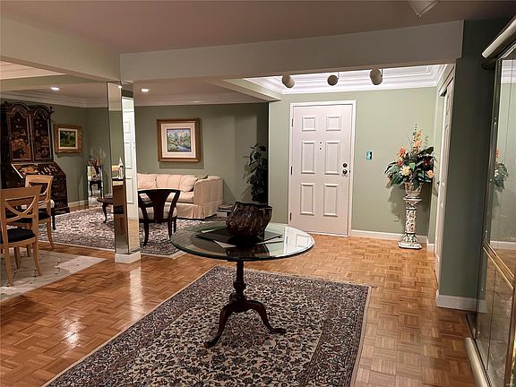 5th image of 14316 Conway Meadows Ct E APT 305