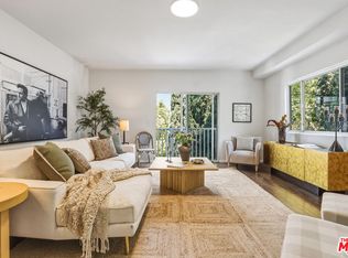 2525 Ivanhoe Dr, Los Angeles, CA 90039
