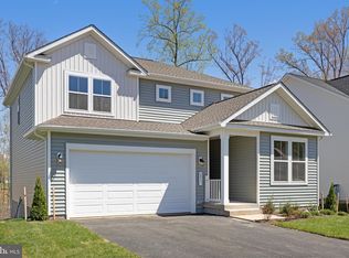 2857 White Tail Dr, Locust Grove, VA 22508