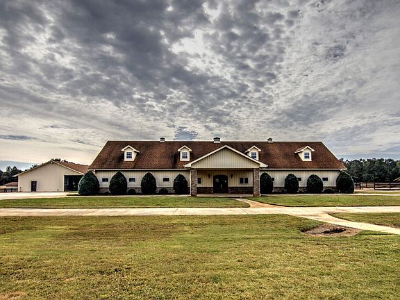 4th image of 1034 Hodges Cir