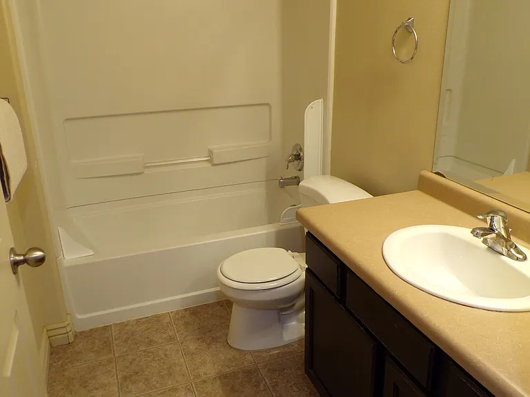 104 E Resaca Dr #E2 — Photo 12