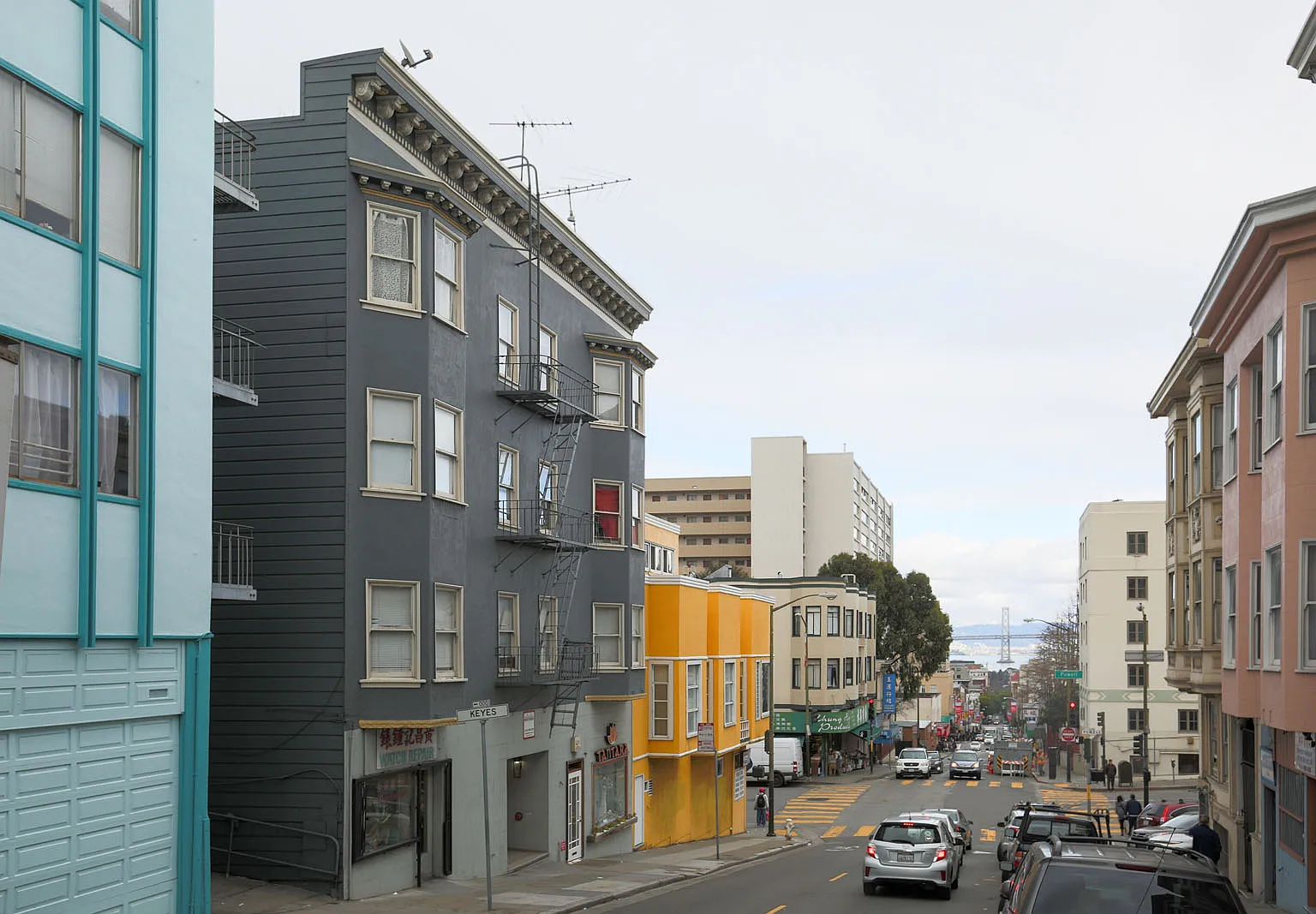 916 Pacific — Photo 2