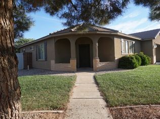 136 W Orchard Ln, Washington, UT 84780