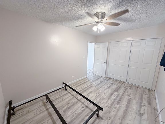 5th image of 2106 Fern St APT 202