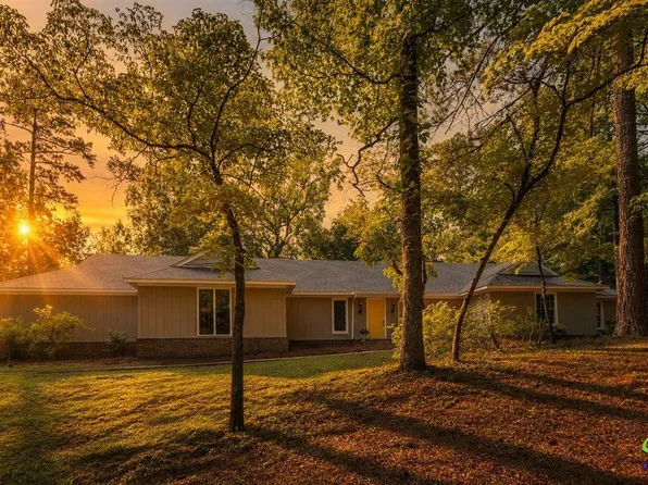 4950 Wellington Dr, Macon, GA 31210
