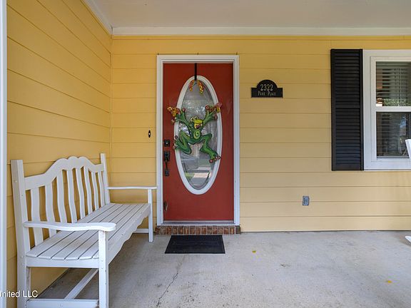 5th image of 2322 Park Place Dr