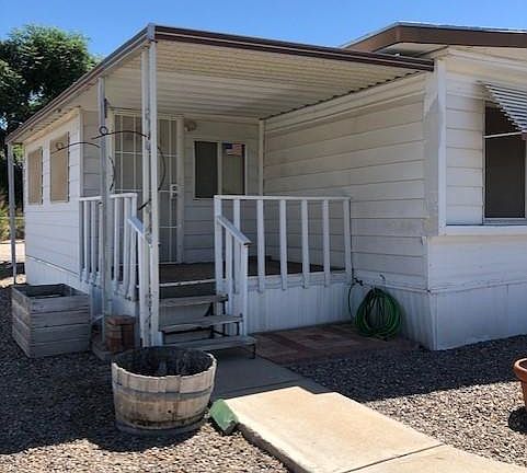 2nd image of 1715 W Reina Cir