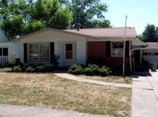 313 E 6th St, Gridley, IL 61744