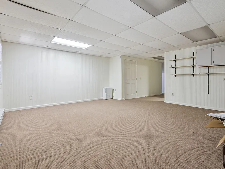 128 Shady Spring Pl — Photo 21