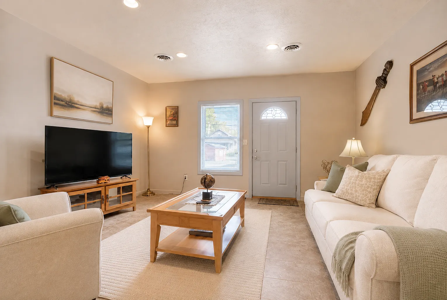 2 bed, 1300 sqft, $950 — Photo 3