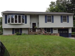 14 Donner Dr, Walden, NY 12586
