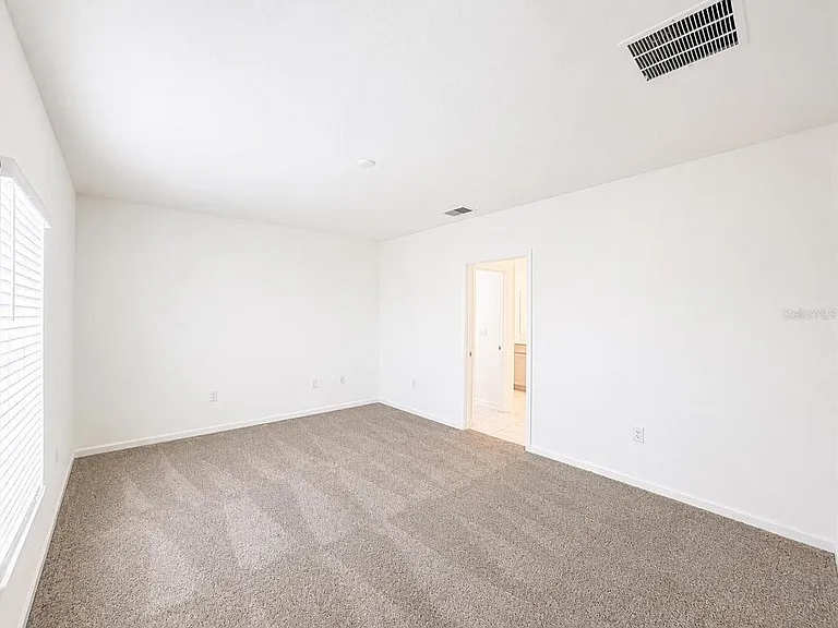 360 Loch Ct — Photo 12