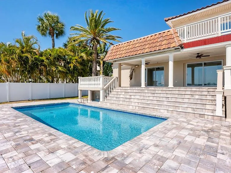 120 Sands Point Dr — Photo 38
