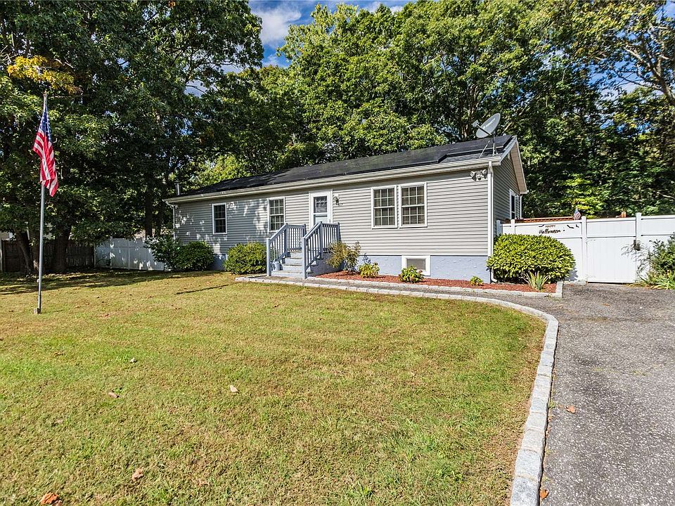 817 Expressway Drive, Medford, NY 11763 Zillow