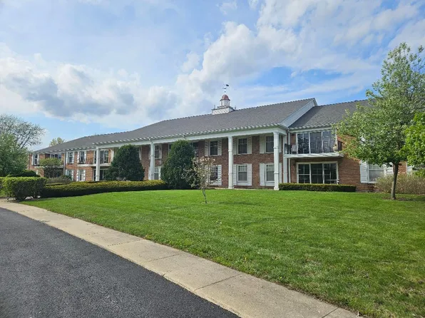 3001 Heritage Dr APT 204, Joliet, IL 60435